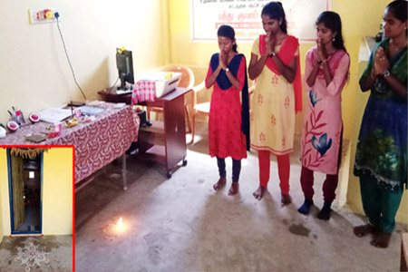 Ayutha Pooja photo